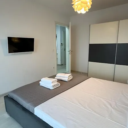 Viewres Coresi Mall #brasov * Brasov